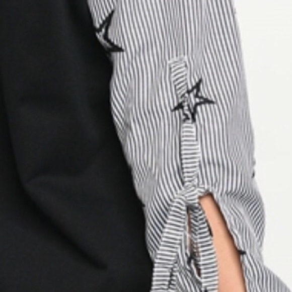 Womens Black top with star sleeves size M - Picture 5 of 5